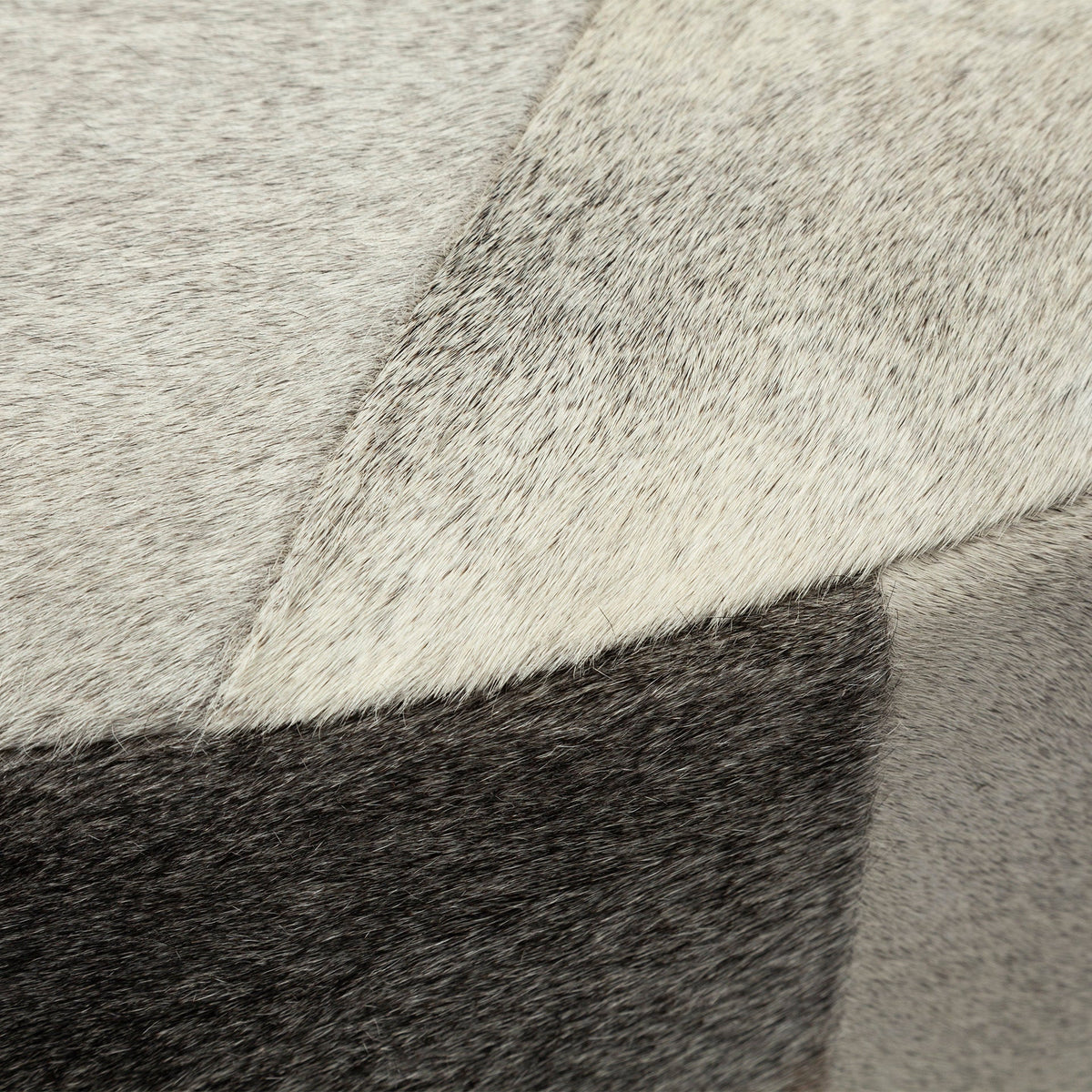 Zahavi Ottoman