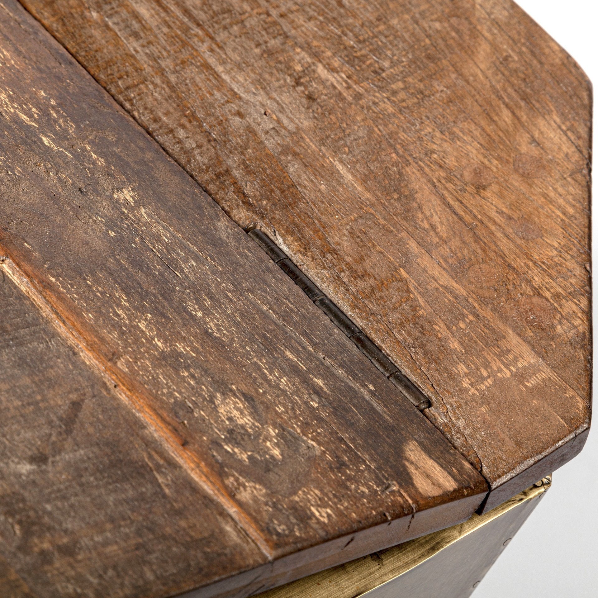 Esagono End/Side Table