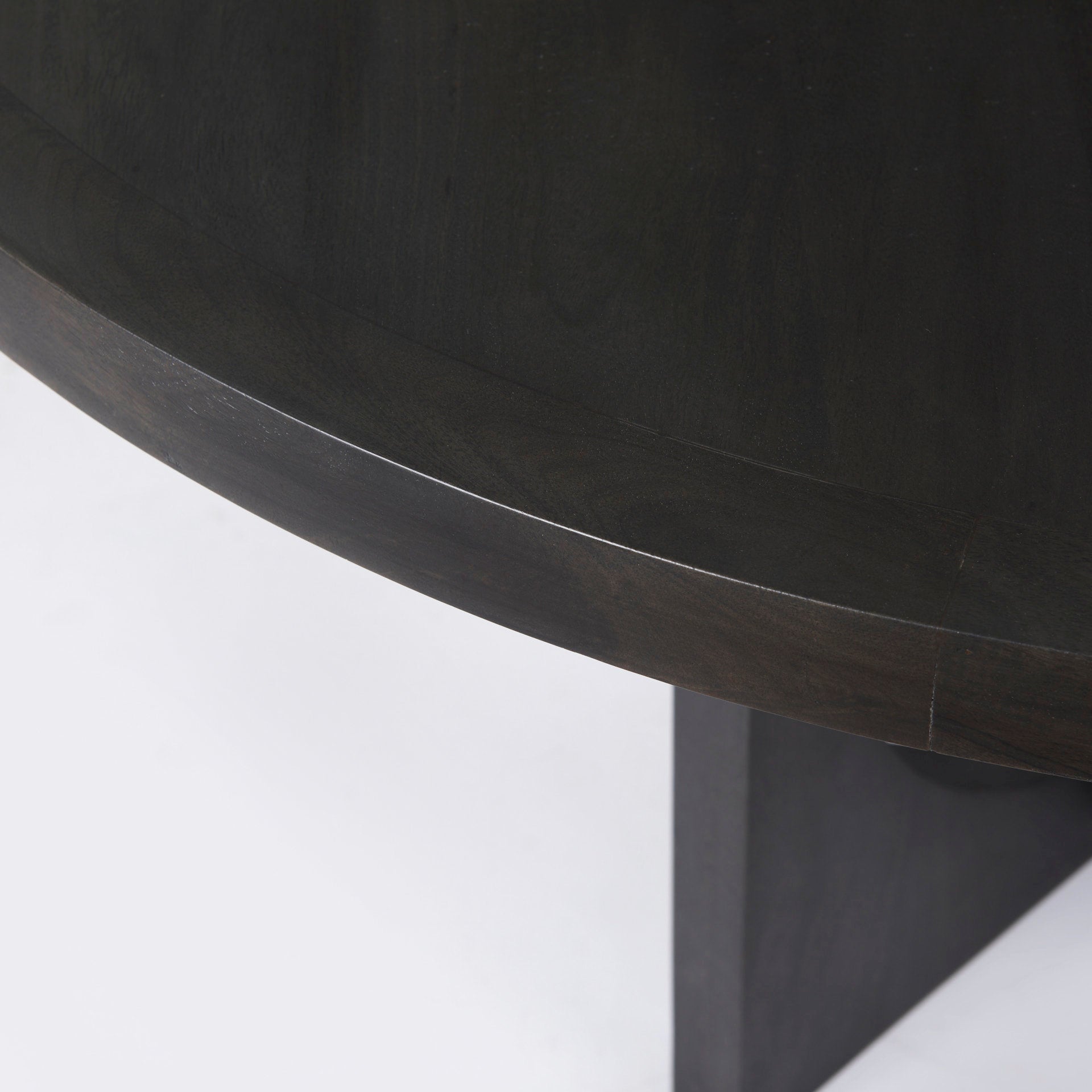 Liesl 54" Round Dining Table