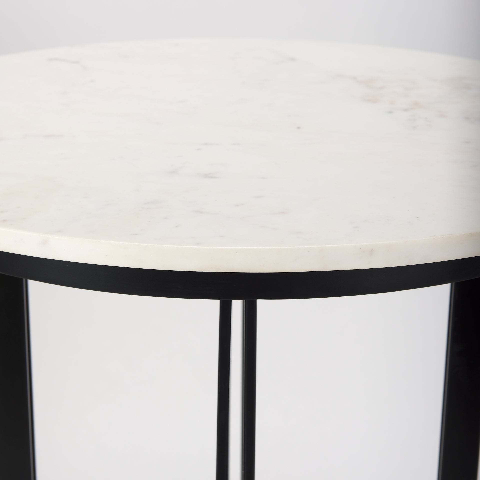 Tanner 32" Bistro Table