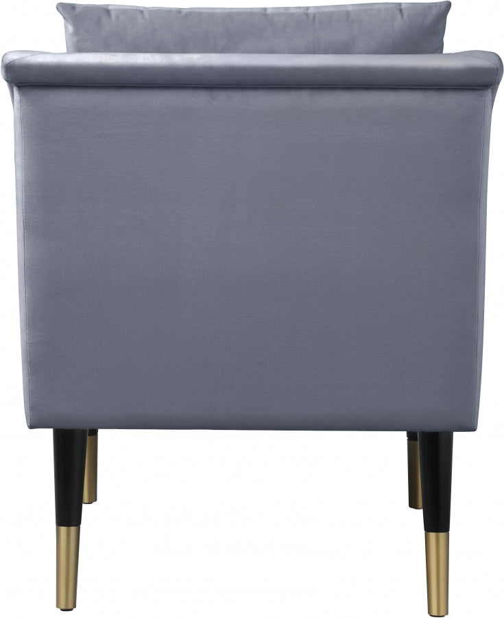 Elegante Velvet Upholstered Chair