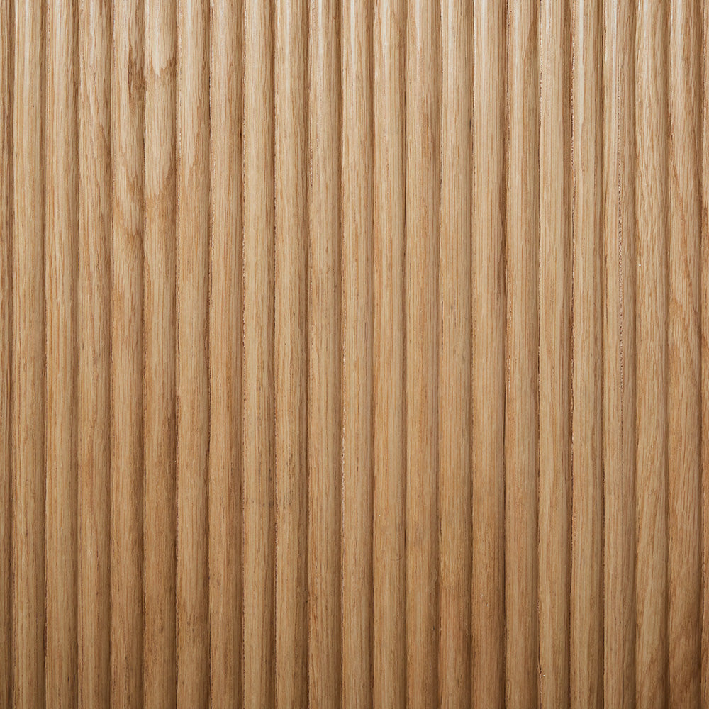 Pauline Dining Table: Oak Veneer