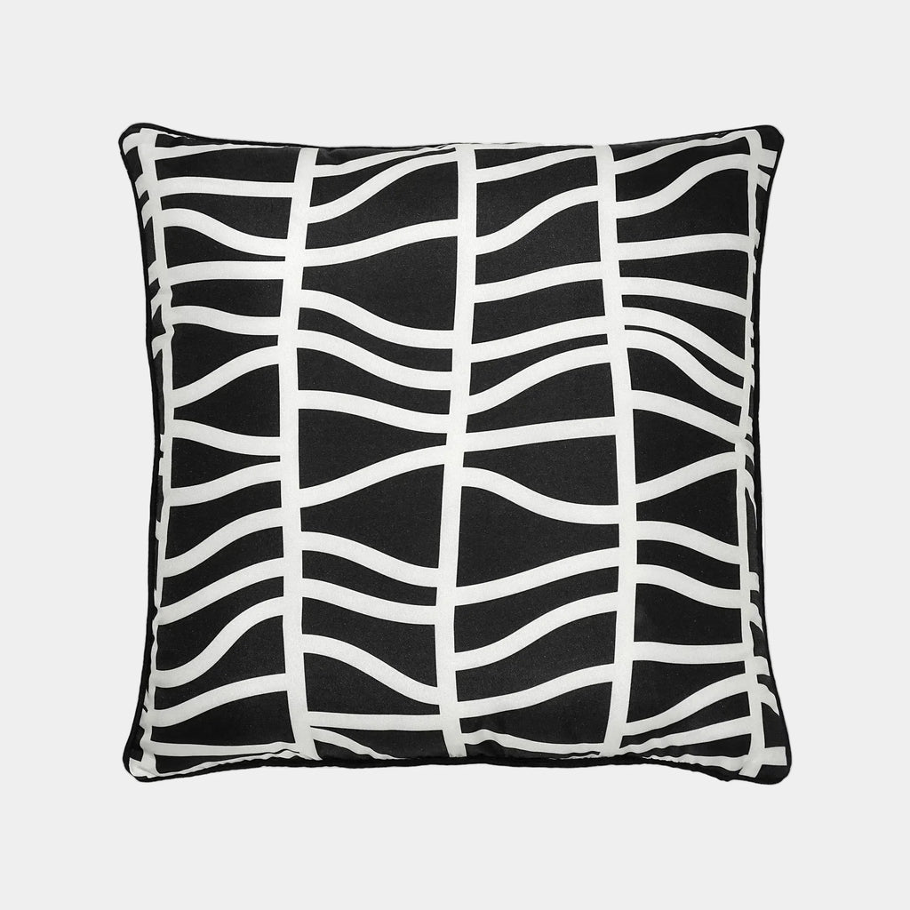 Fieldfare Outdoor/Indoor Pillow