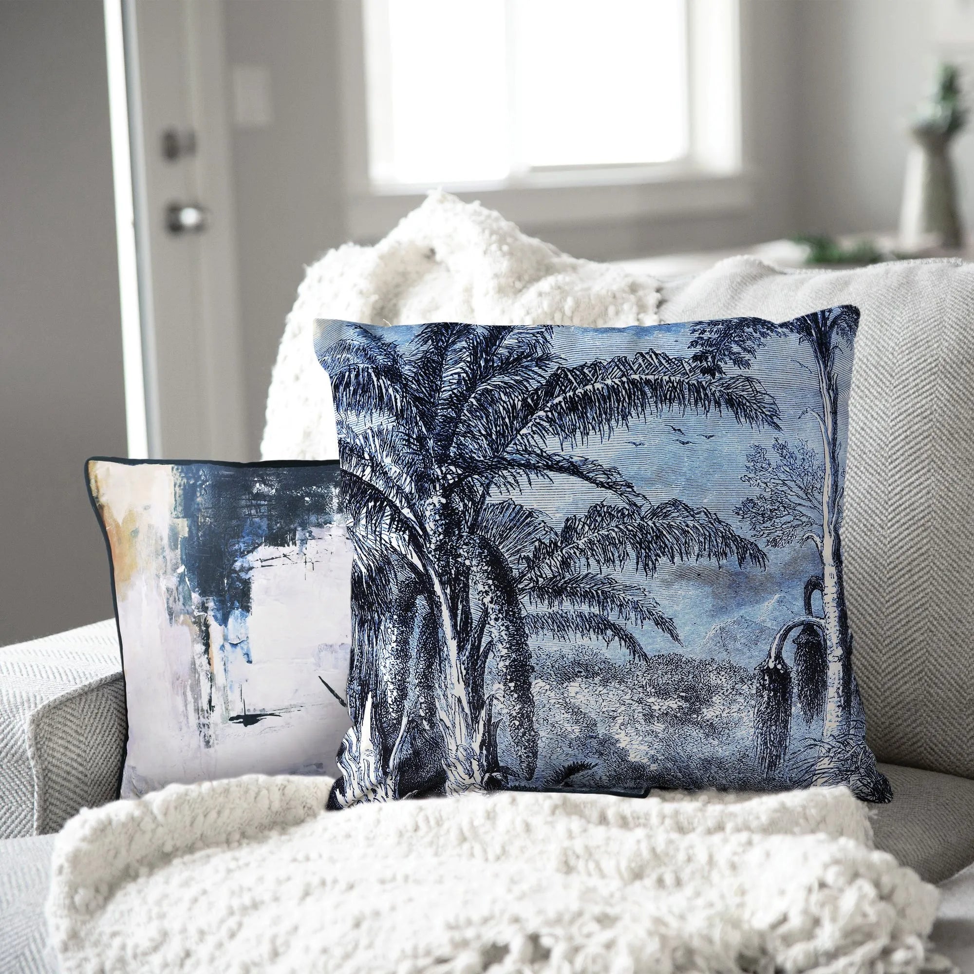 Jona Pillow