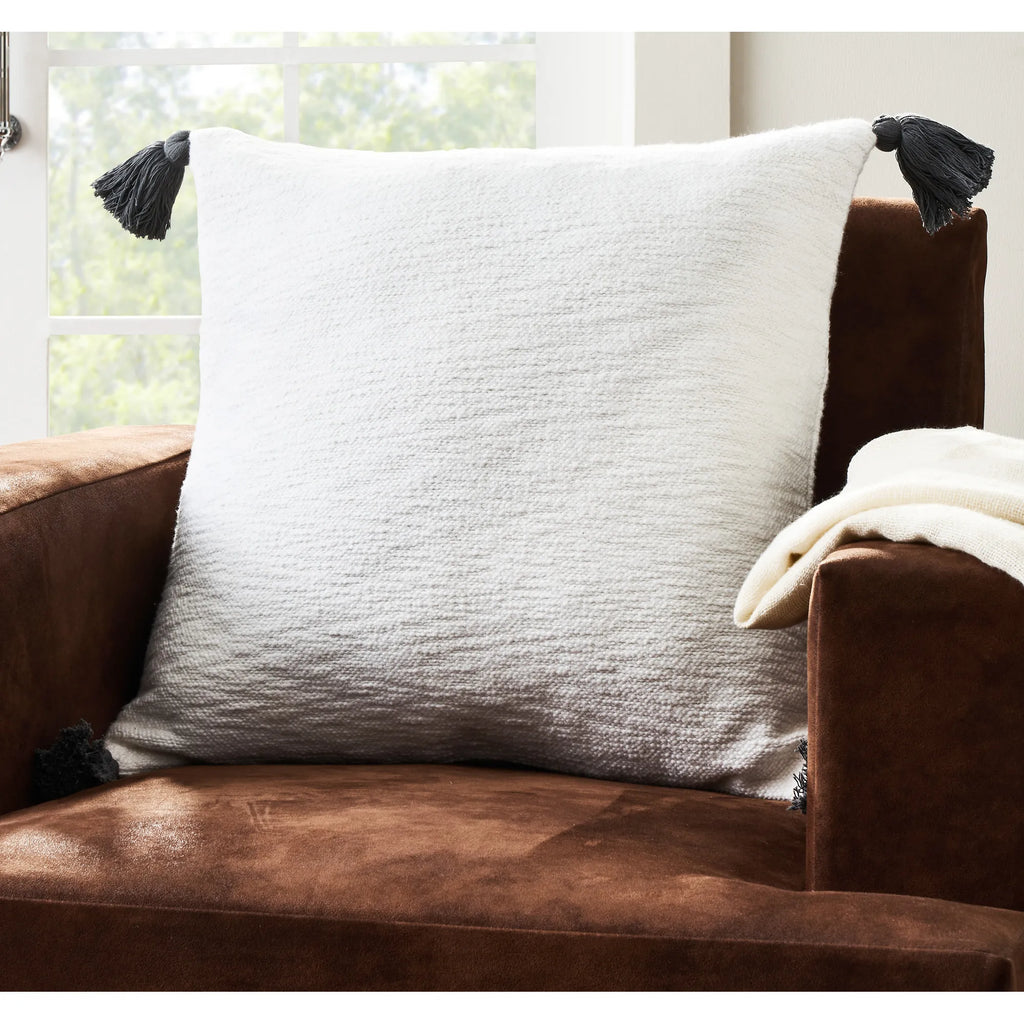 Julianne Pillow