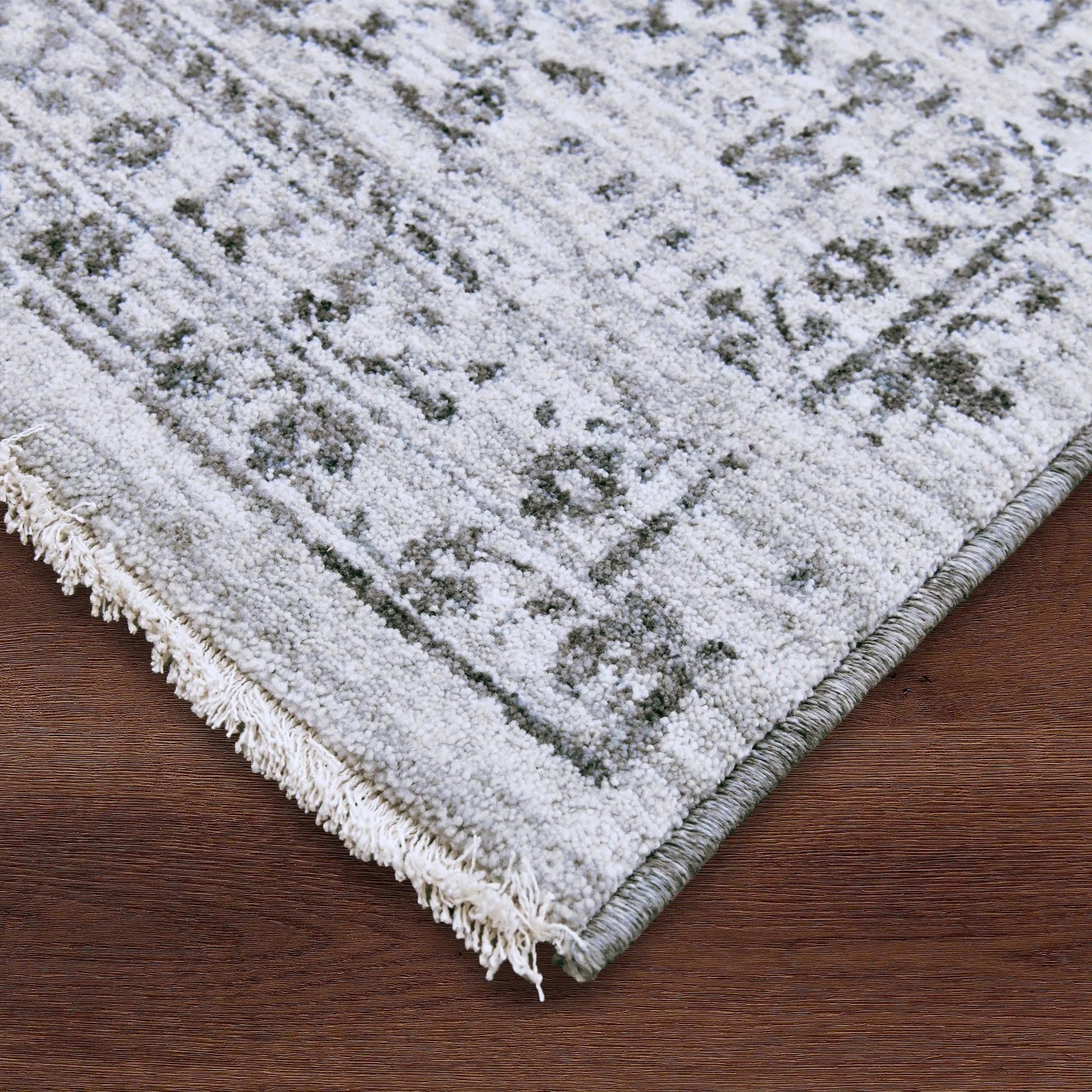 Blake Power Loomed Rug
