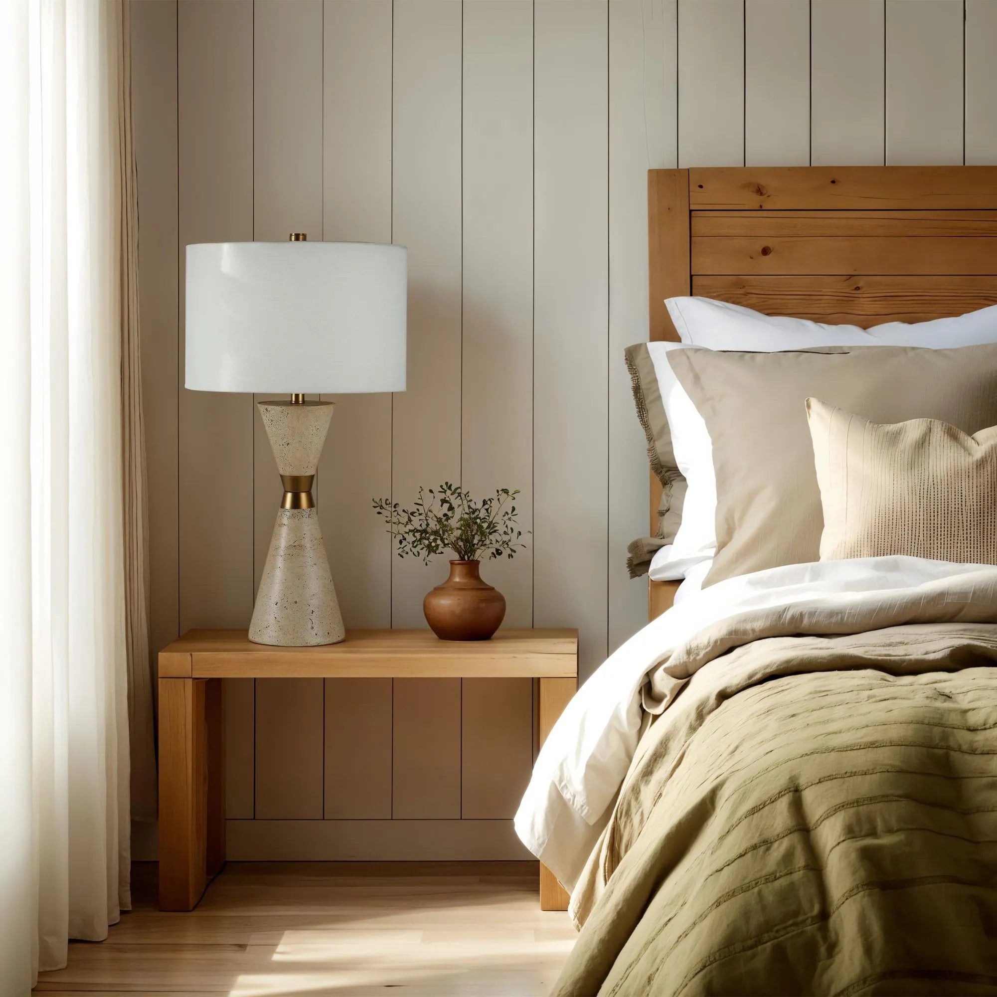 Veza Table Lamp
