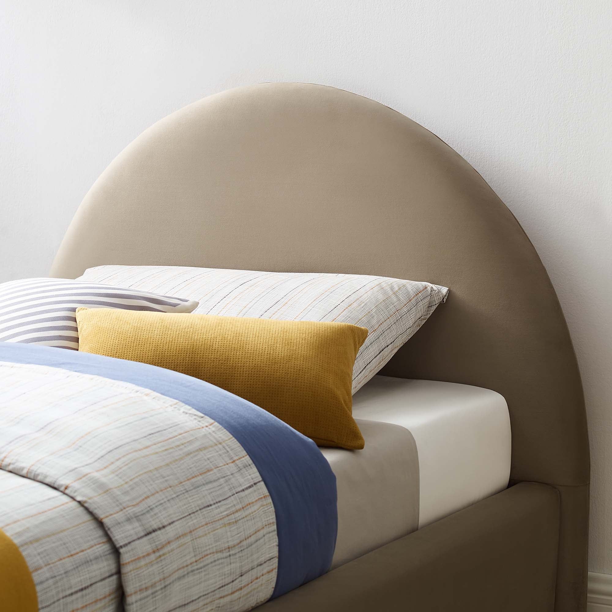 Resort Performance Velvet Arched Round Platform Bed