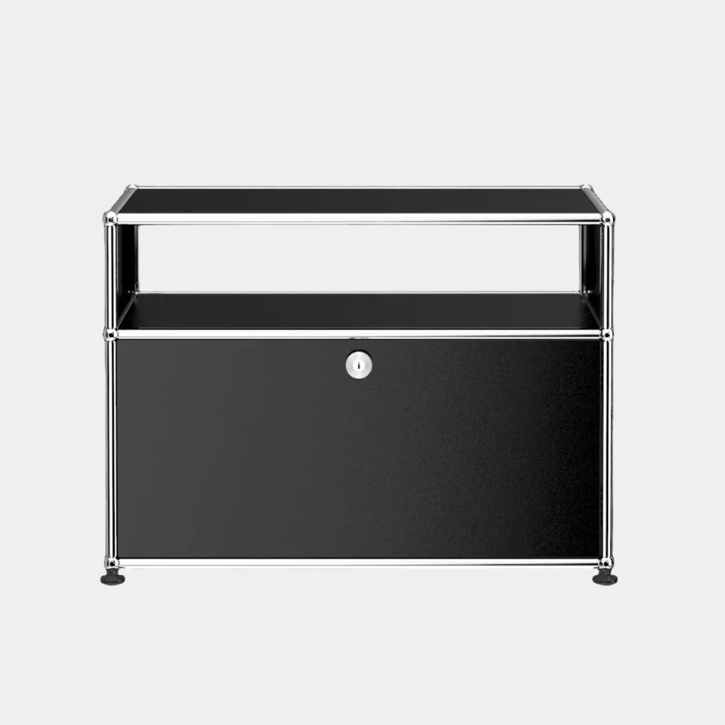 USM Haller Closed Storage Side Table (O118)