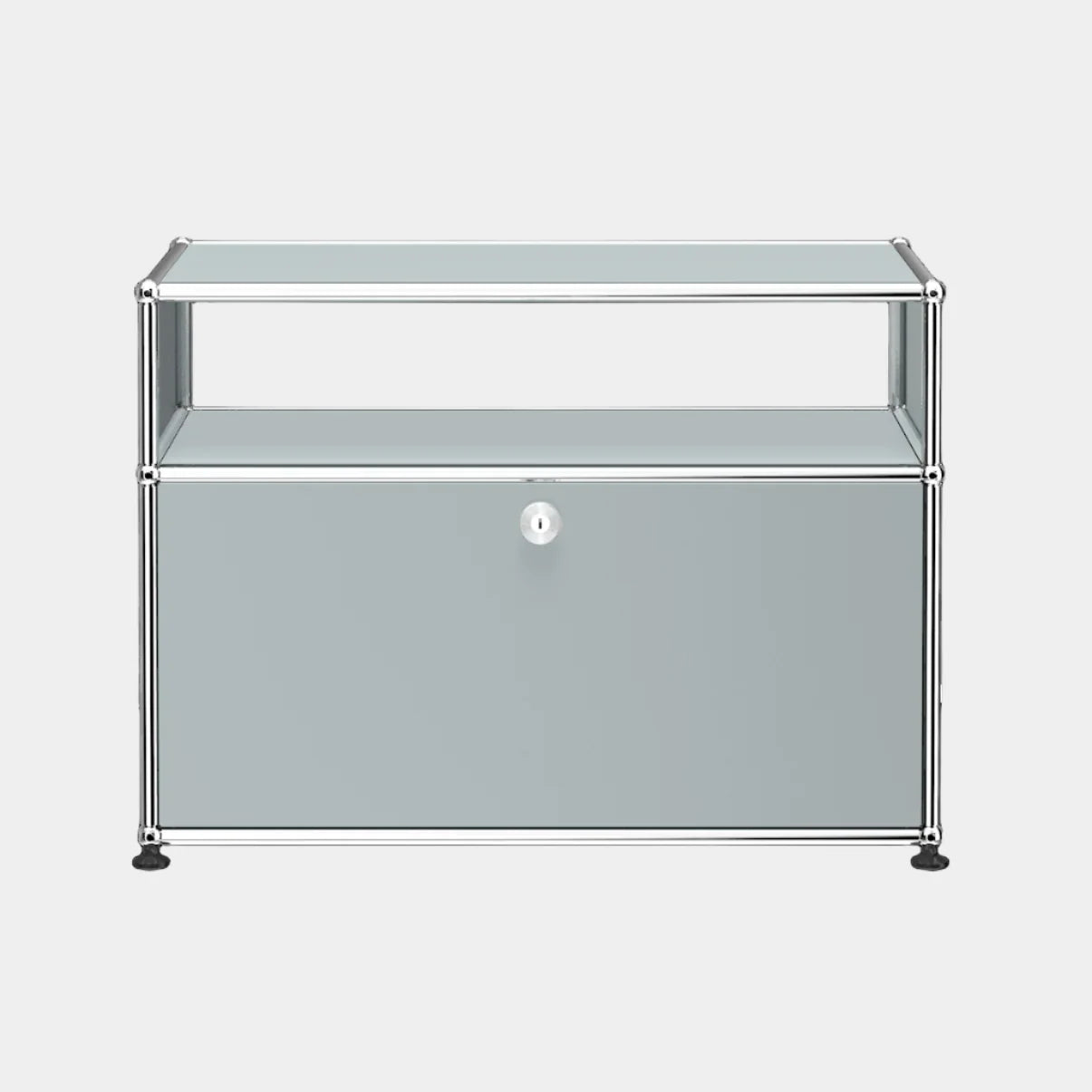 USM Haller Closed Storage Side Table (O118)