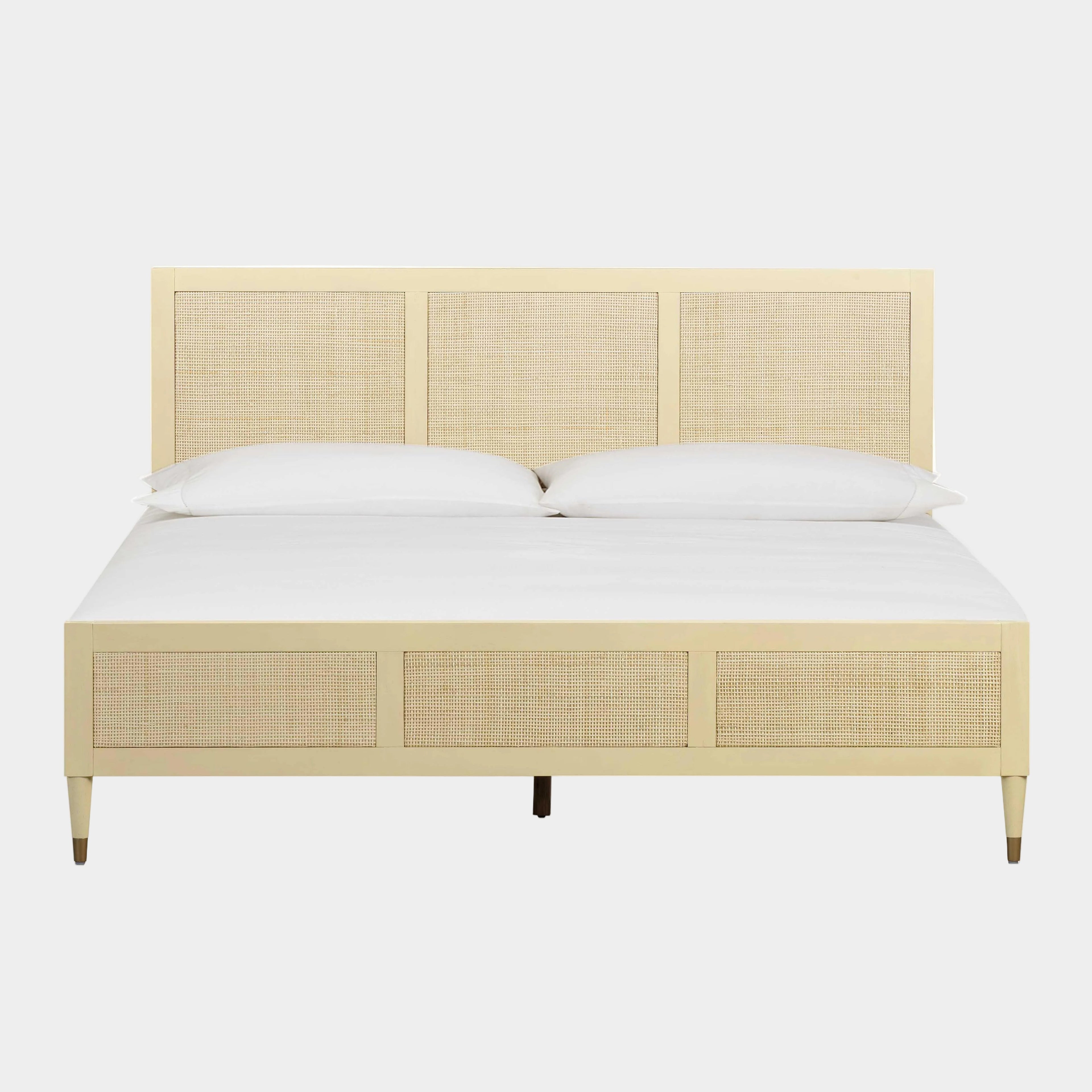 Sierra Wood & Rattan Bed