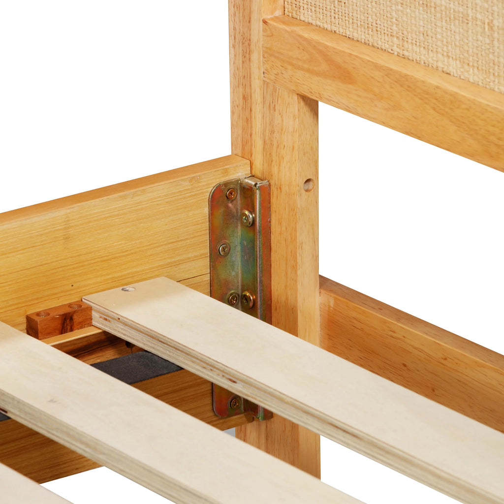 Grappa Natural Wood & Raffia Bed