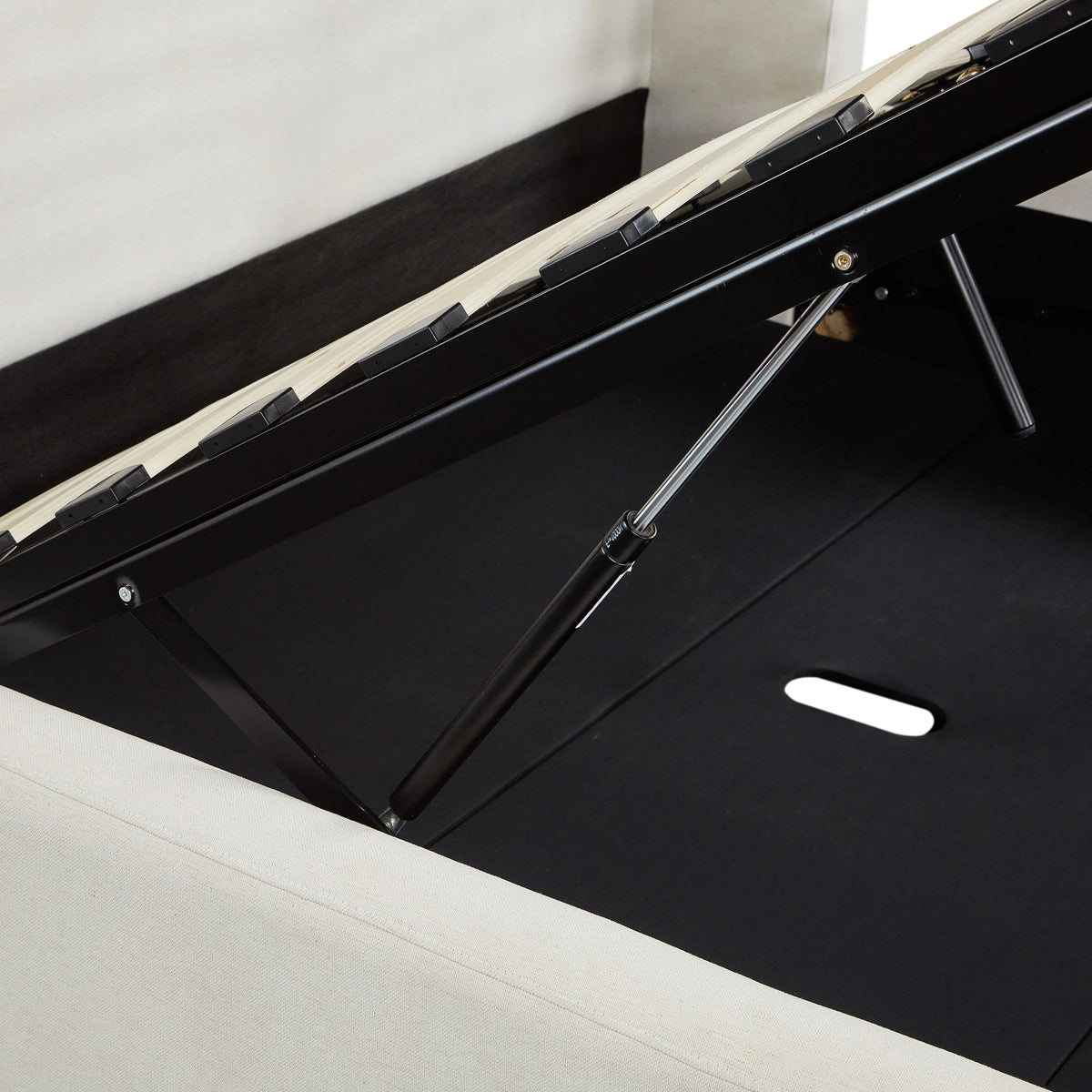 Harmony Performance Chenille Bed