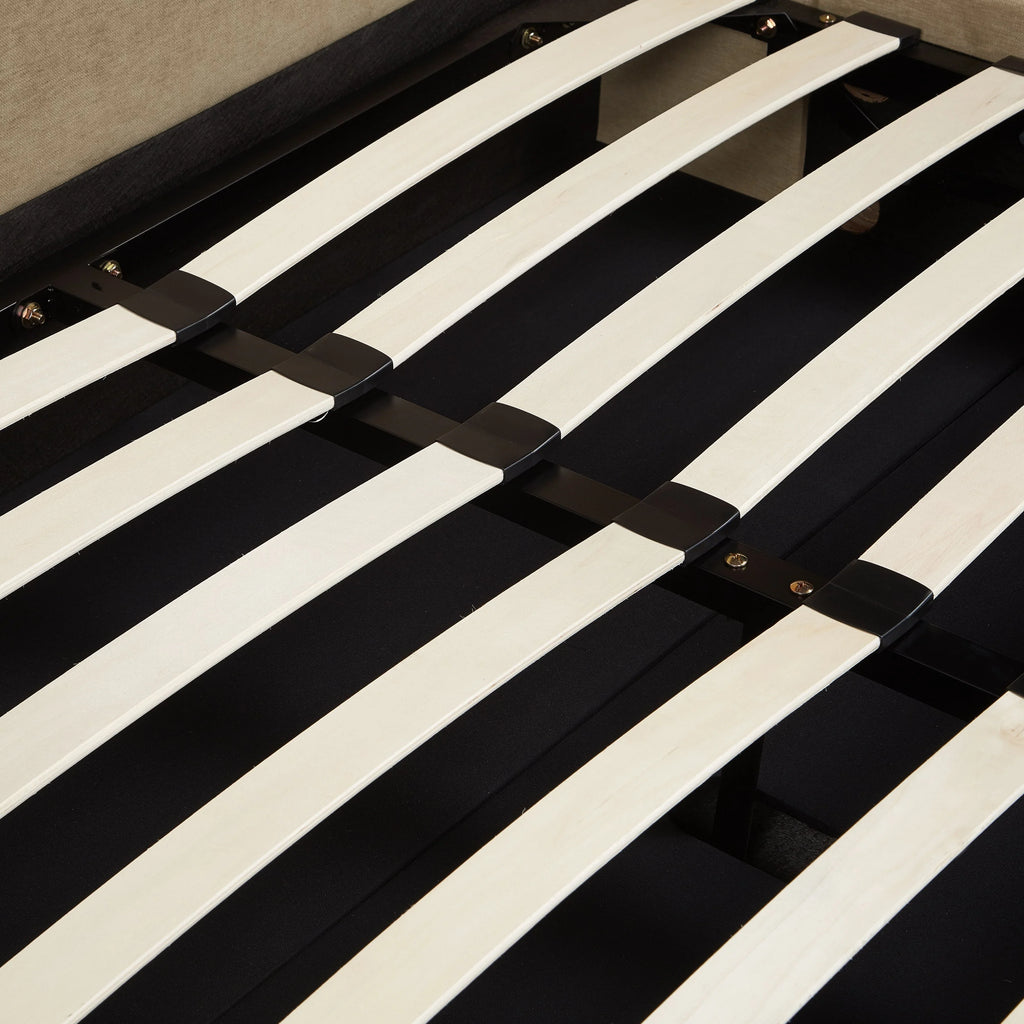 Harmony Performance Chenille Bed