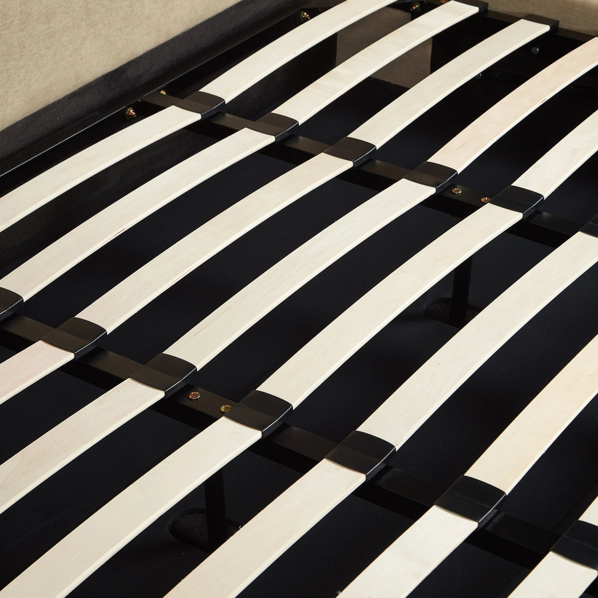 Harmony Performance Chenille Bed