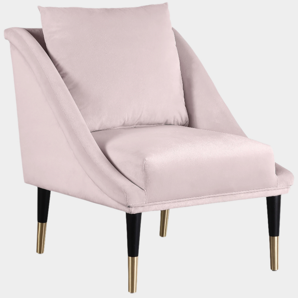 Elegante Velvet Upholstered Chair