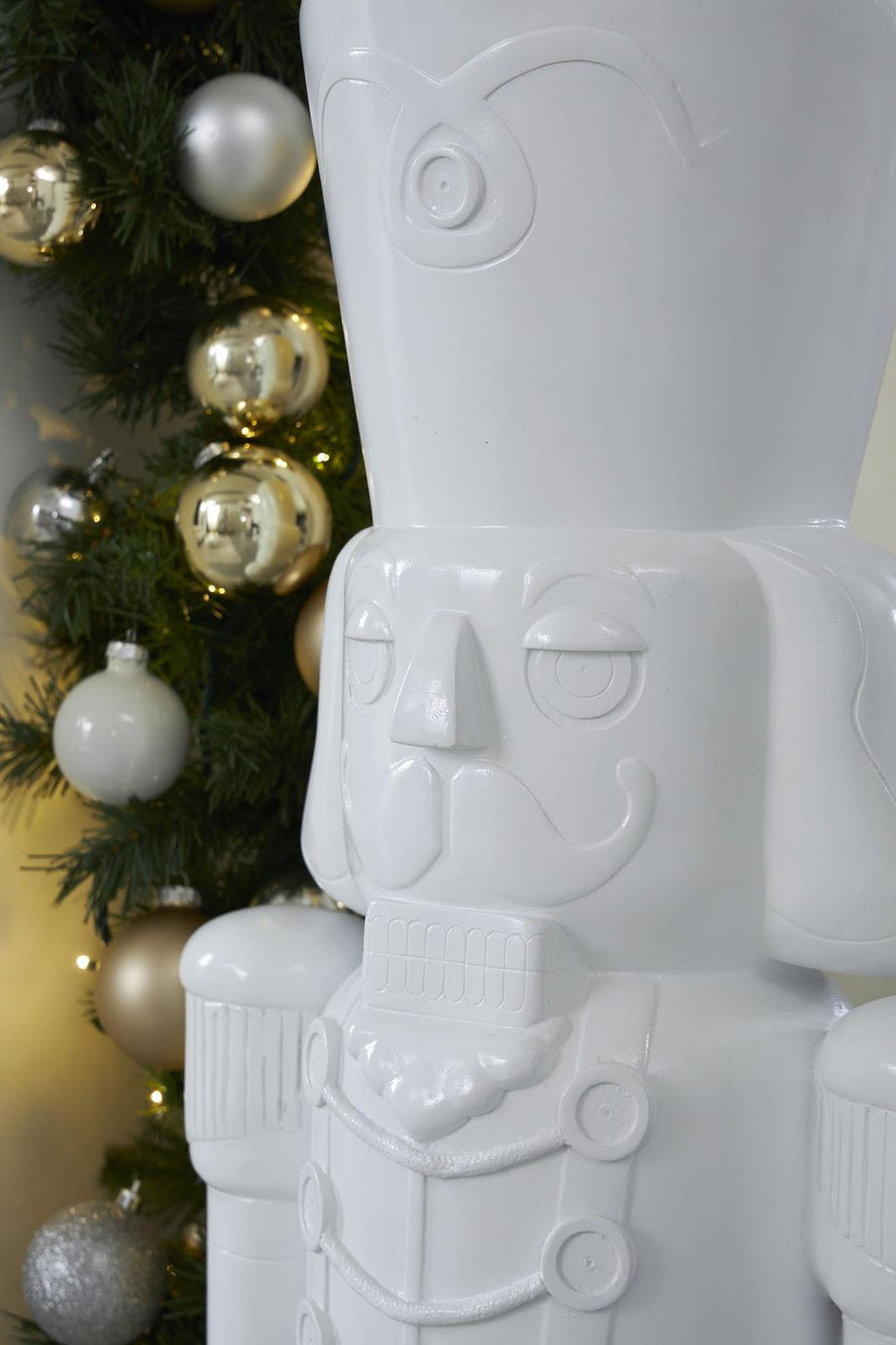 Nutcracker Soldier Sculpture 4ft, White
