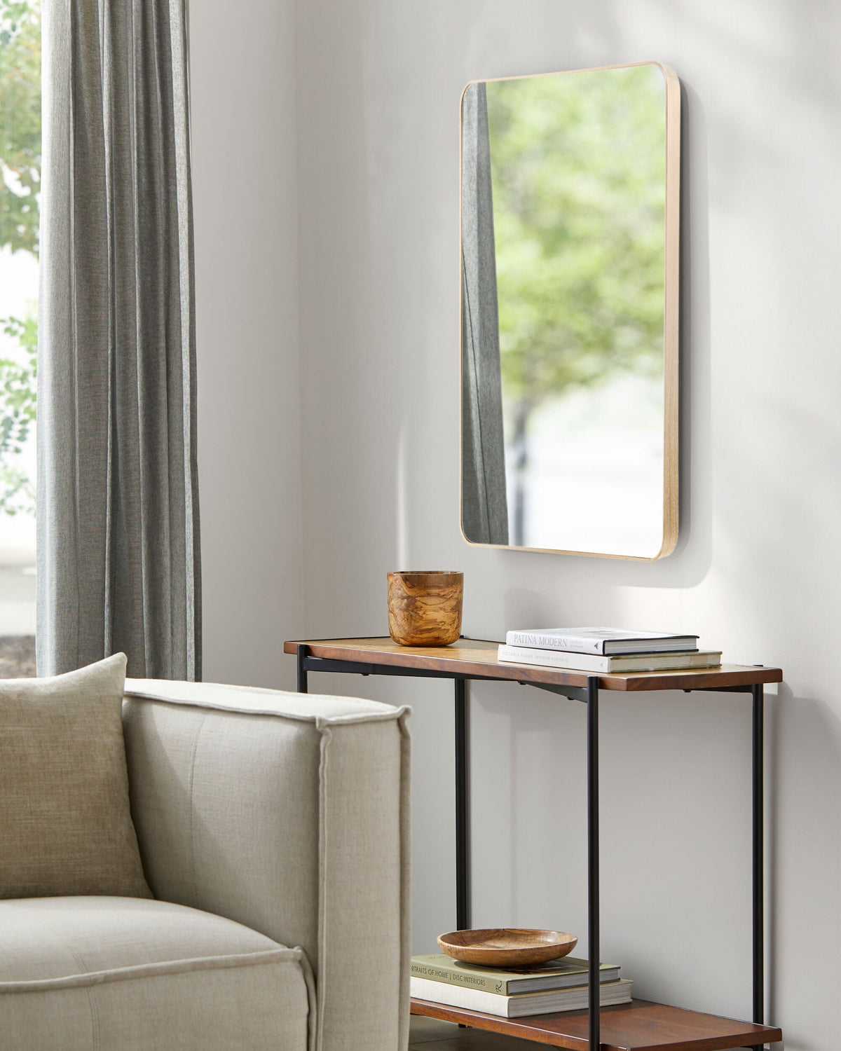 Aranya Accent Mirror