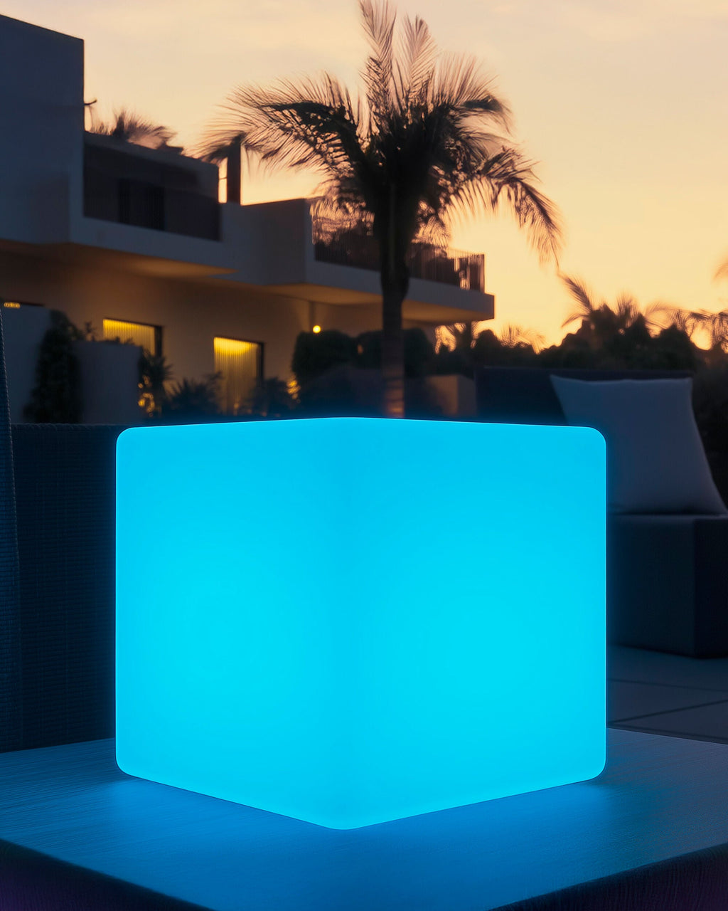 Summerfest Accent Table Lamp