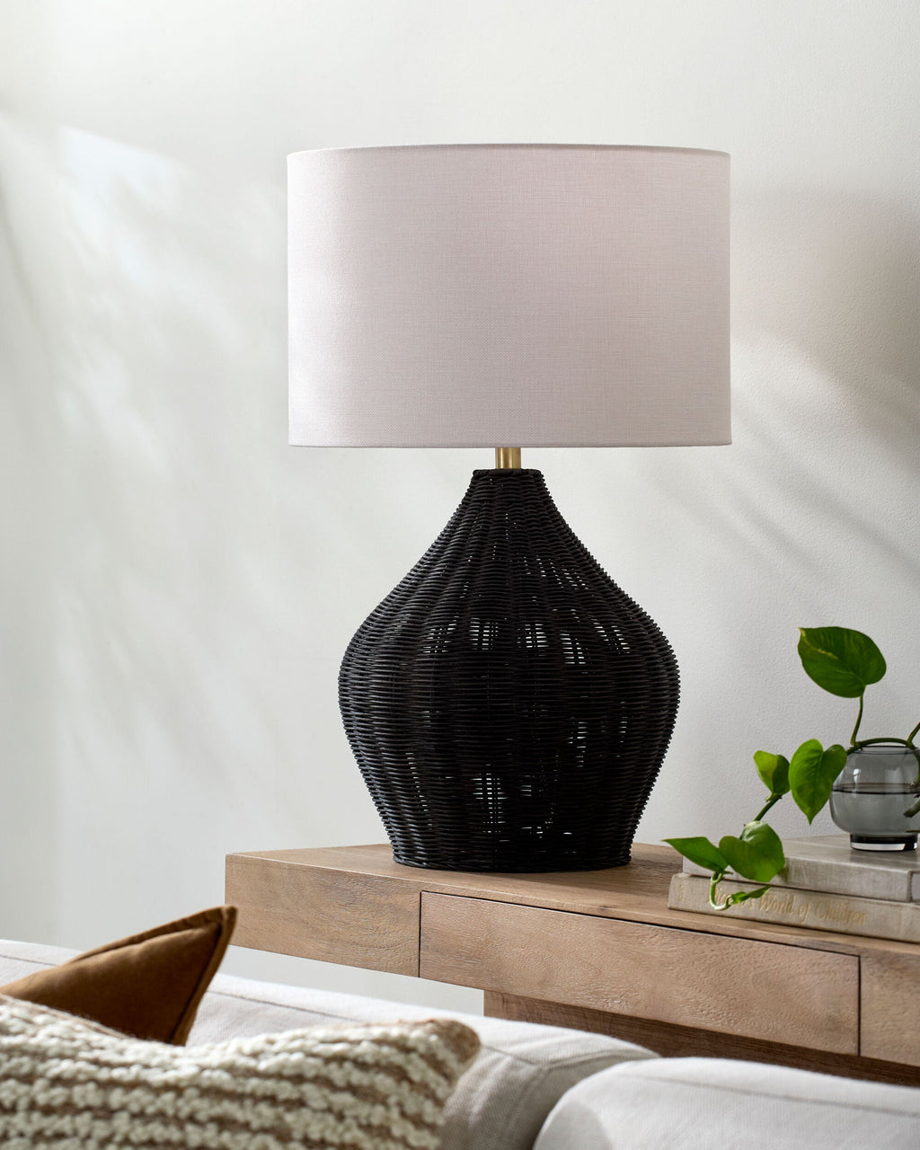 Velles Accent Table Lamp